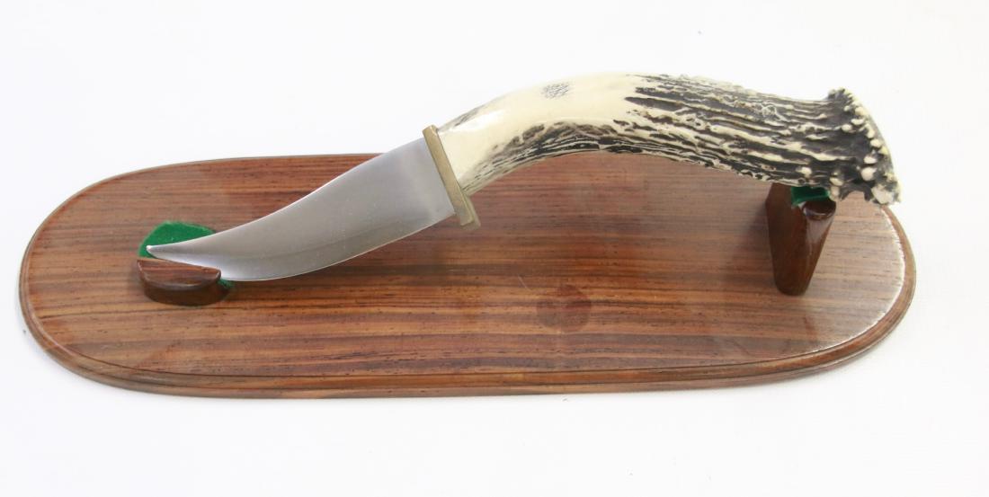 CUSTOM MADE KNIFE: DECORATED HORN HANDLE - BLADE SIGNED J.M. # L7478 4 1/8" BLADE