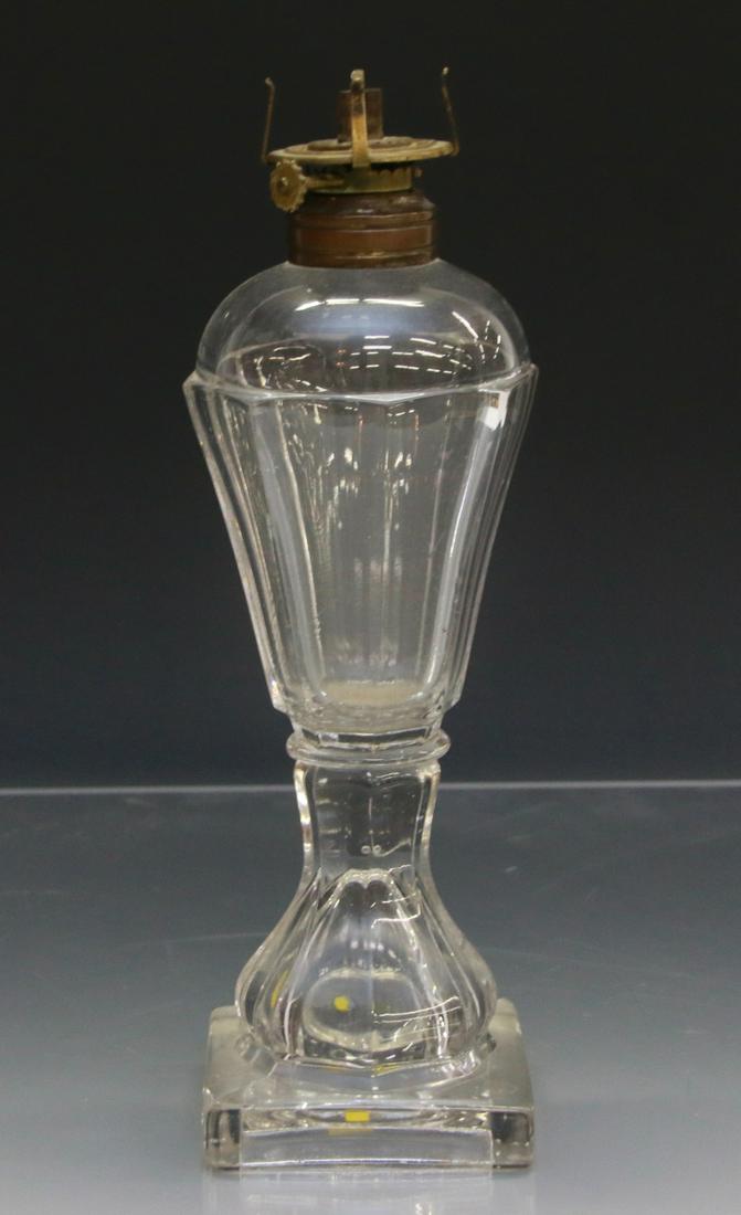 EARLY PEDESTAL KEROSENE LAMP Aug 26, 2019 Hartzell's Auction Gallery, Inc. in PA