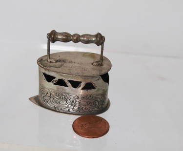 MINIATURE CHARCOAL IRON: SILVER PLATED CHARCOAL IRON WITH ENGRAVING Size: 1 3/4"