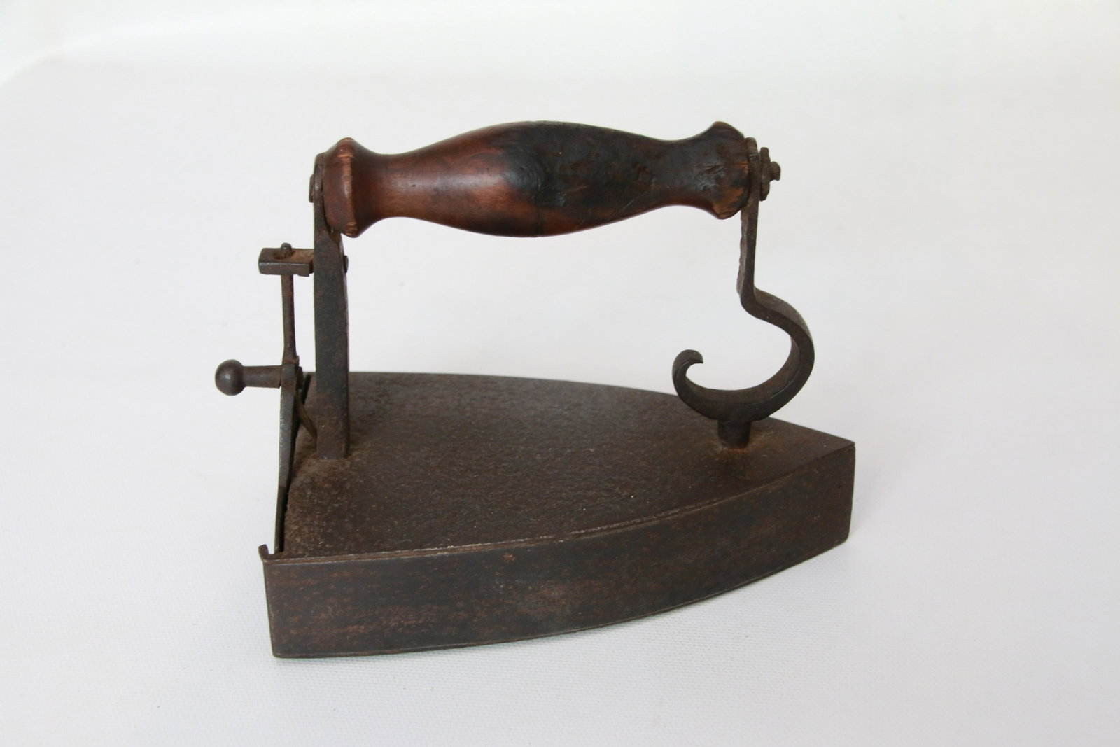 HANDMADE SLUG IRON: EARLY 1800'S - MONKEY TAIL FRONT POST Size: 5 1/2"