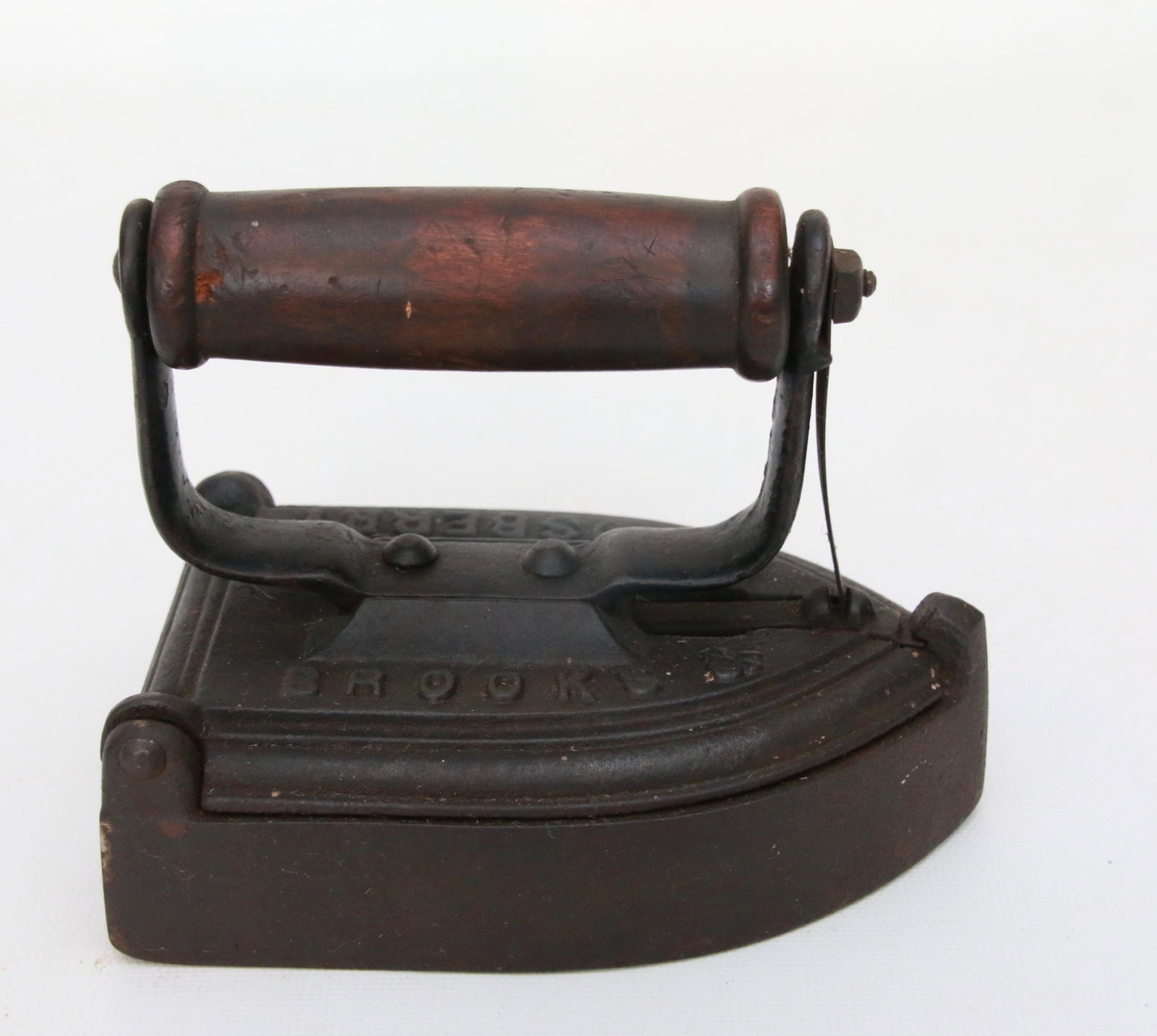 ANTIQUE SLUG IRON: LIFT UP TOP - GOLDSBERRY AND BROOKS Size: 6"