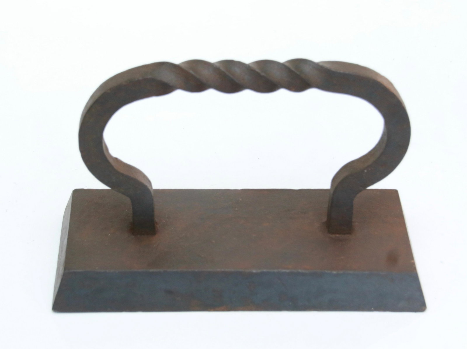 BILLIARD TABLE IRON: TWIST HANDLE Size: 9"