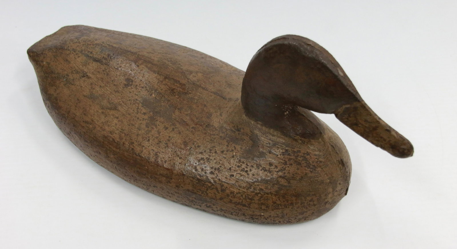VINTAGE CAST IRON SINK BOX DECOY: 19TH CENTURY DUCK SINK BOX DECOY - IN ORIGINAL PAINT - FOUND IN MAINE Size: 15 1/4"