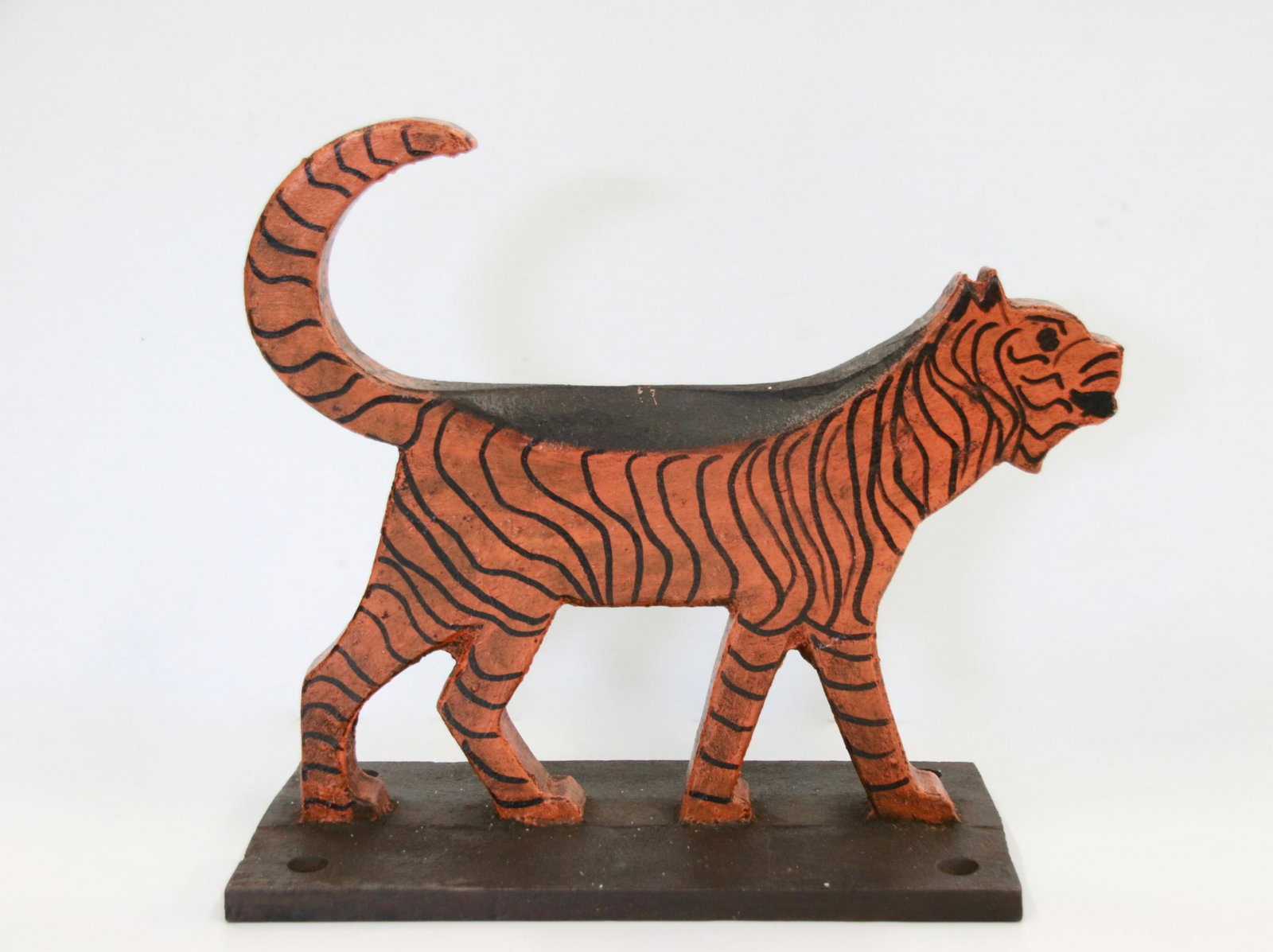 FOLK ART DESIGN BOOT SCRAPER: IN THE FORM OF A TIGER - ORIGINAL PAINT Size: 10 1/2" X 9 1/2"