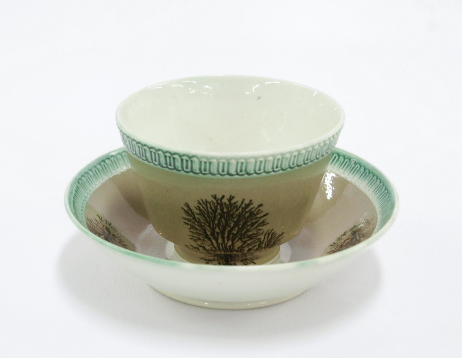 19TH CENTURY MOCHAWARE HANDLELESS CUP AND SAUCER: BROWN SEAWEED DECORATION WITH GREEN TRIM Size: CUP 2 1/2" H X 3 3/4" D - SAUCER 5 1/2" D We do not give IN-HOUSE shipping quotes. Please email japakmail@earthlink.net - All items once paid will be tak