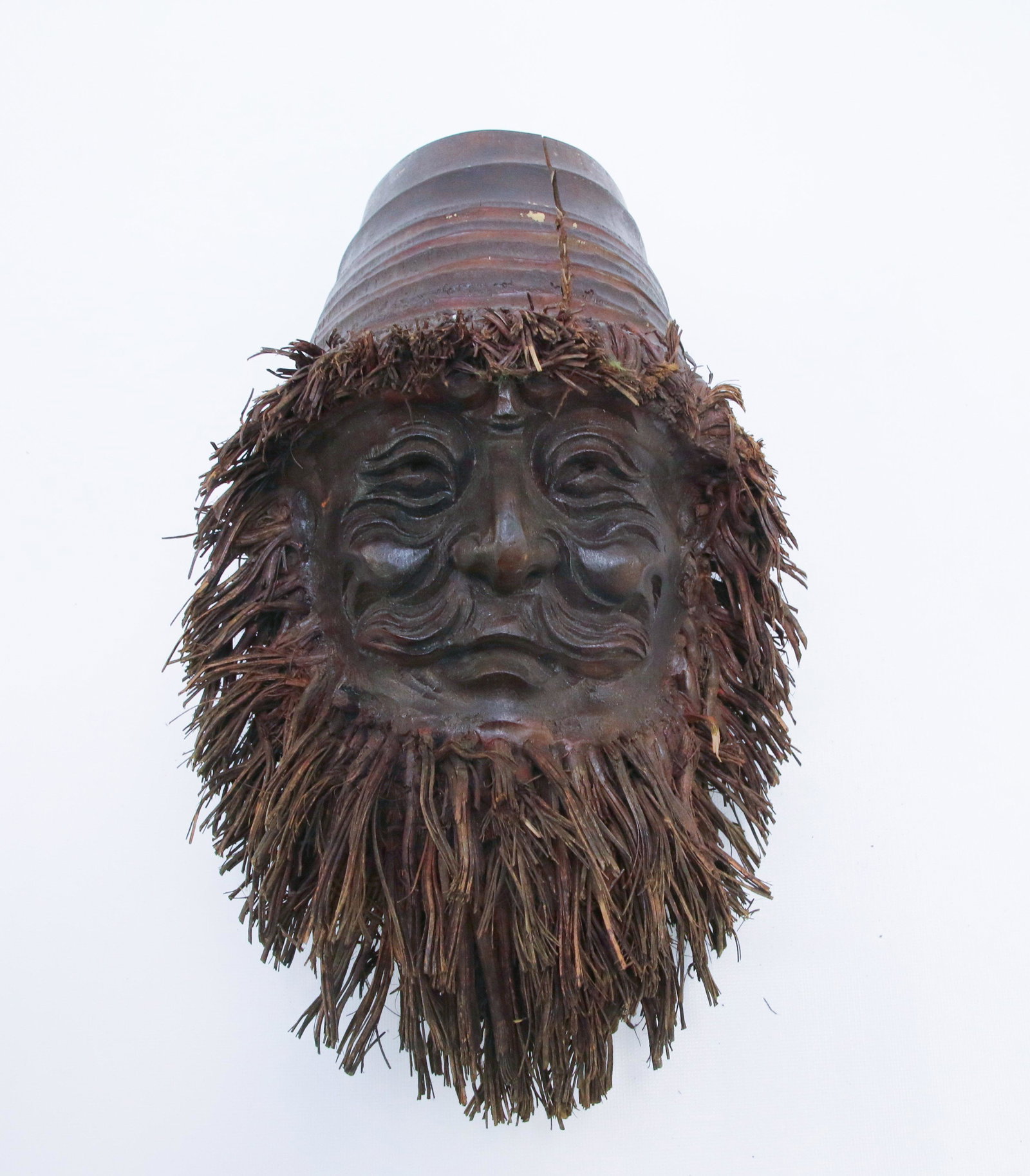 FOLK ART WOODEN FIGURE: CARVED FROM A TREE - DEPICTING A MANS FACE WITH HAIR A BEARD - TURNED "NECK" OR BASE - SINGLE PIECES OF WOOD Size: 15" H We do not give IN-HOUSE shipping quotes. Please email japakmail@earthlink.net -