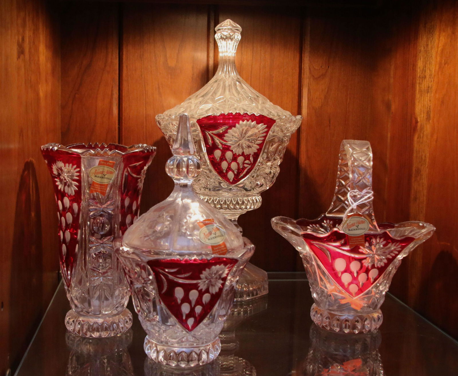 LEAD CRYSTAL LOT (1 of 2)