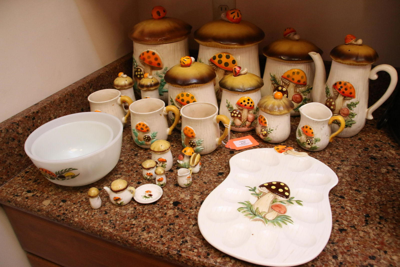 CANISTER SET (1 of 2)