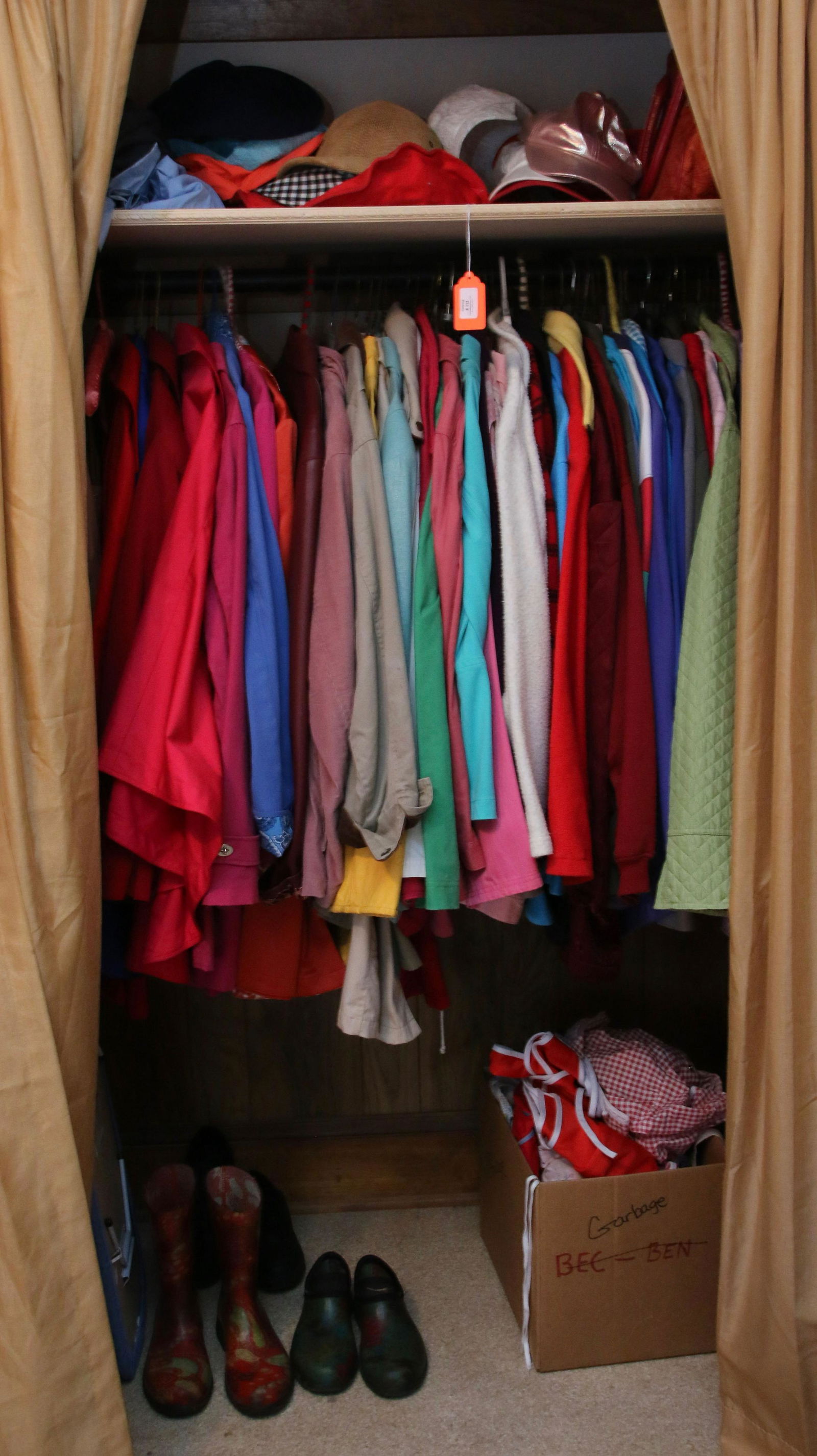 CONTENTS OF CLOSET (1 of 1)