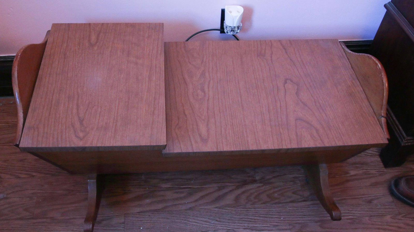 CHILD'S CRADLE (1 of 2)