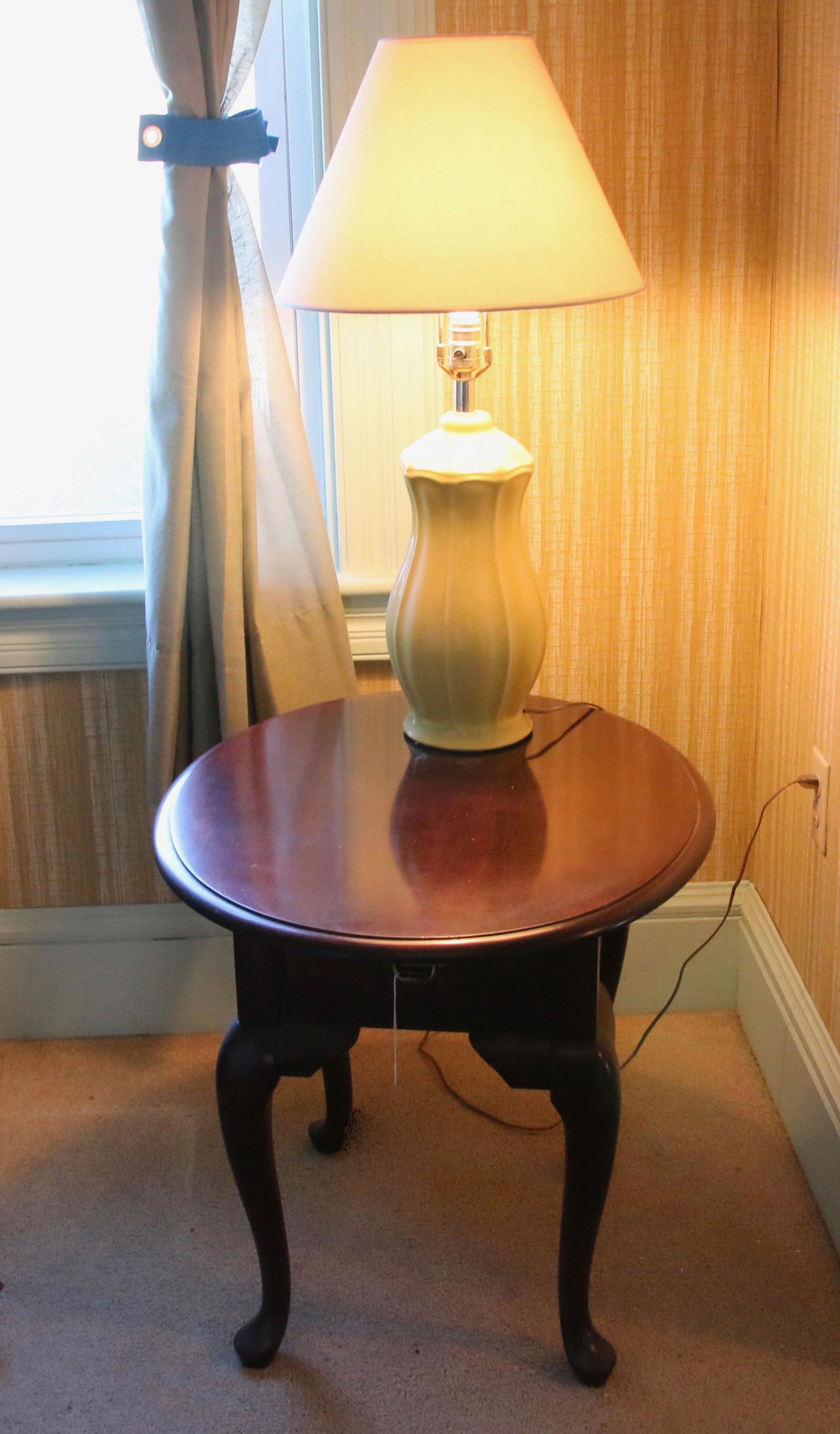 CHERRY TABLE (1 of 2)