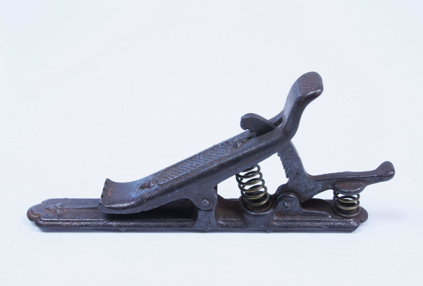 CAST IRON MECHANICAL CLIP: PAT'D 1871 Dimensions: 8" L