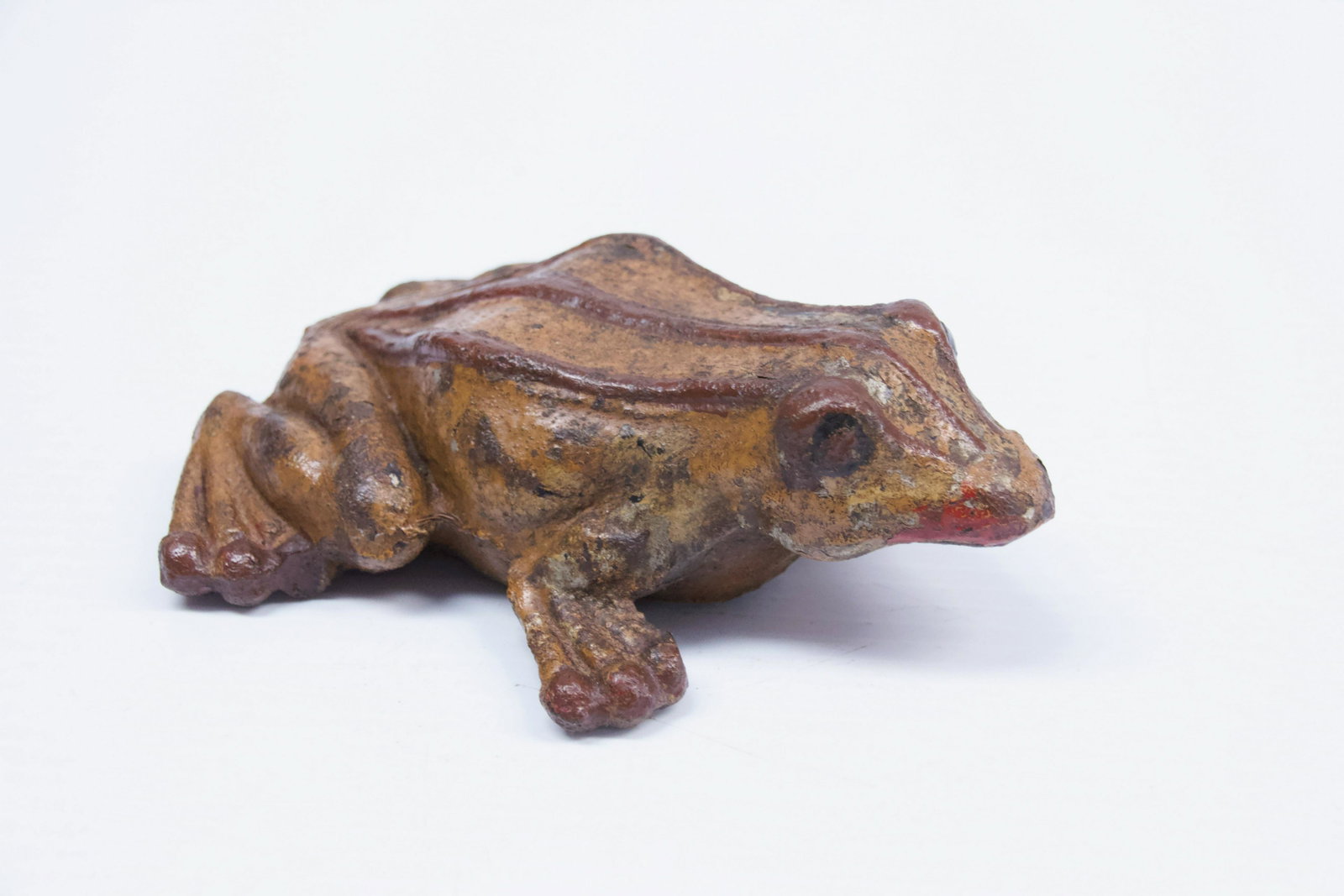 19TH CENTURY PENNSYLVANIA FROG DOORSTOP: ORIGINAL RIBBED PAINT - GREAT FORM Dimensions: 2 1/4" H X 6 1/4" L