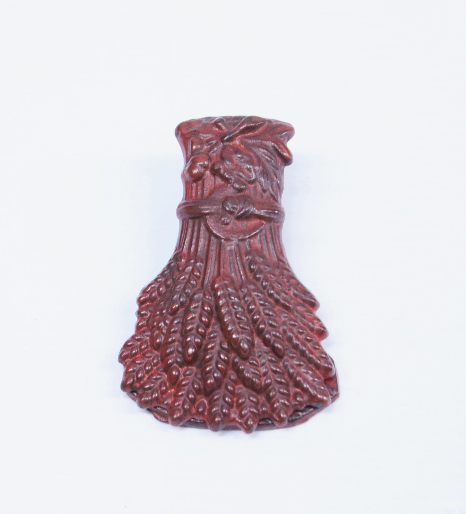 CAST IRON BILL CLIP: WHEAT AND SICKLE CLIP - IN ORIGINAL RED PAINT Dimensions: 5" L