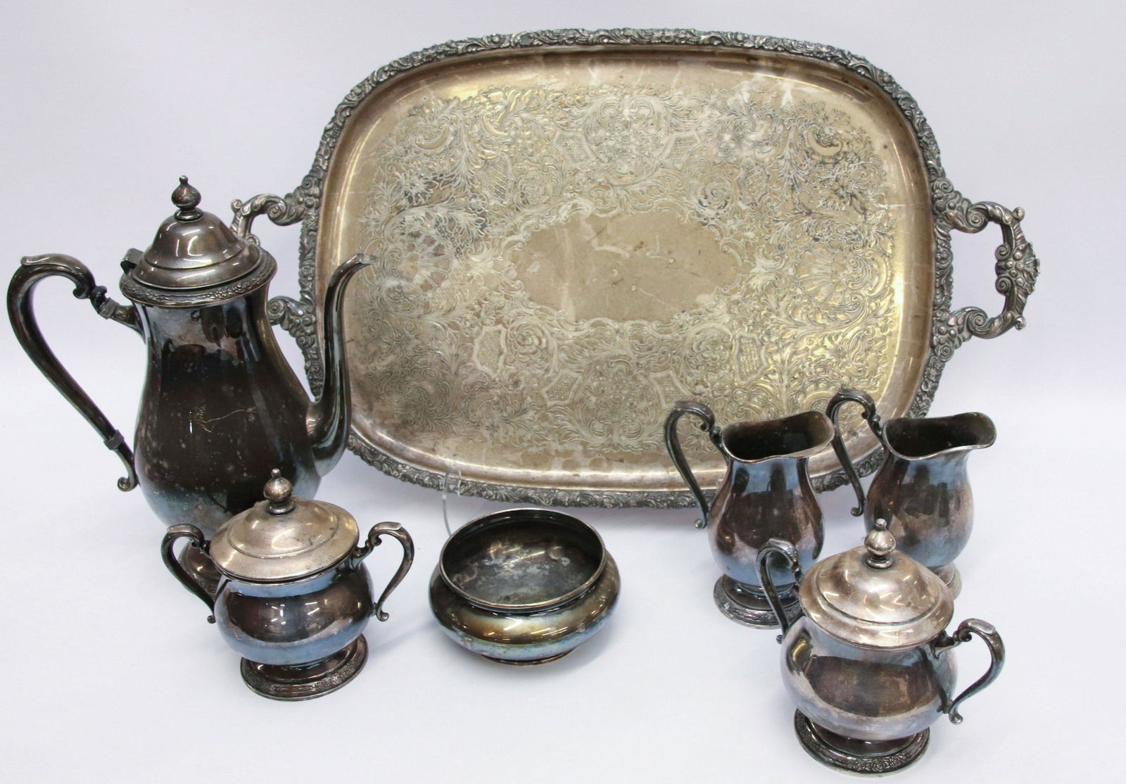 SILVERPLATE GROUP (1 of 2)