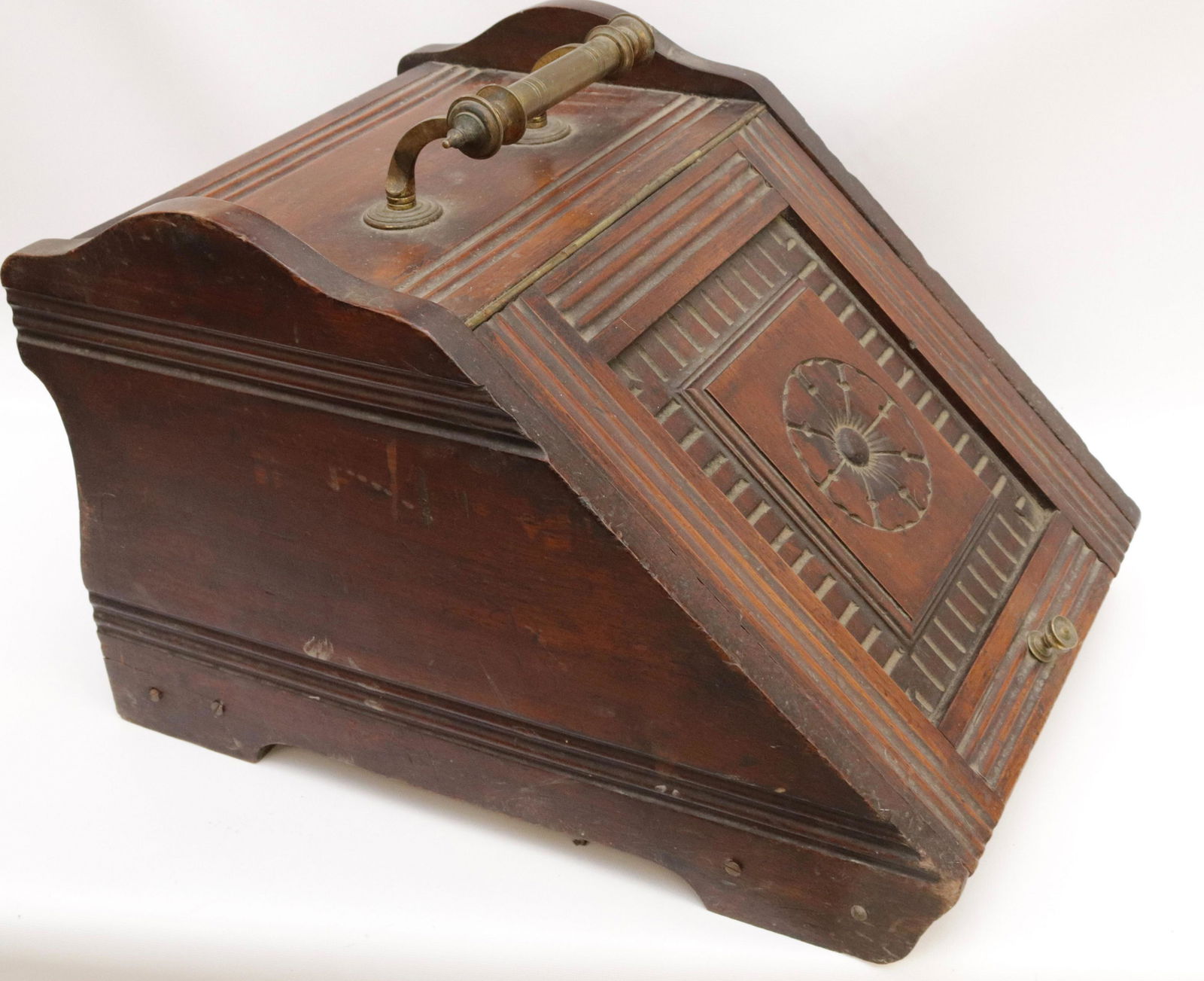 KINDLING BOX (1 of 3)