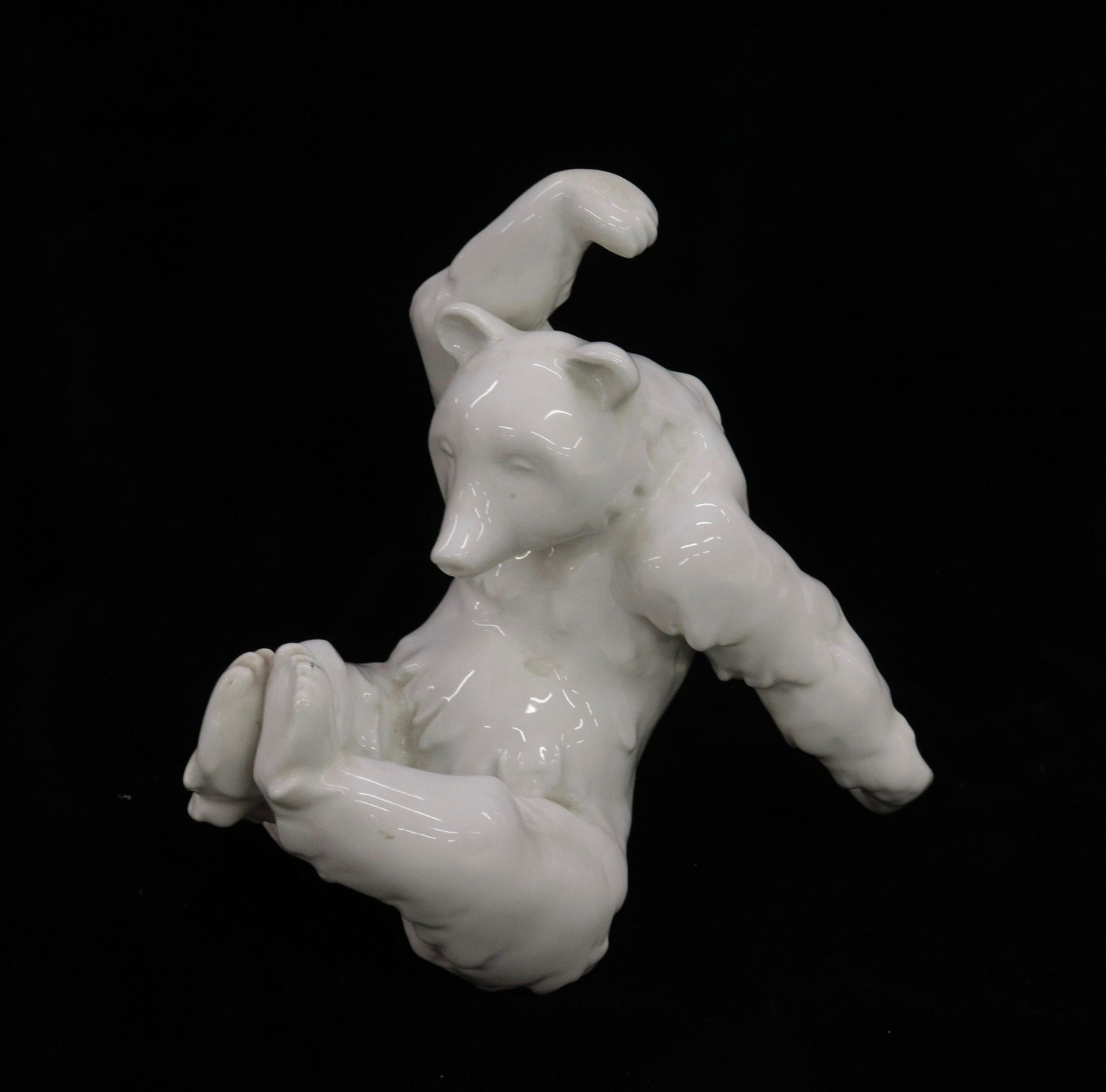 KPM POLAR BEAR: UNDERGLAZE BLUE MARK 7.5" X 7.5"