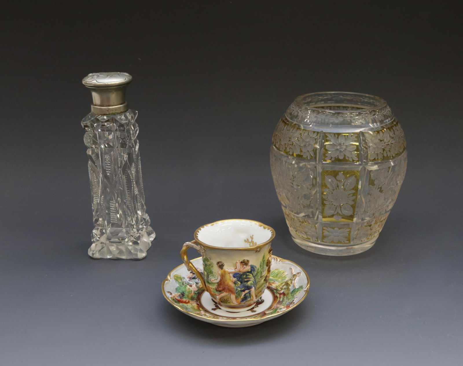 GROUP OF DECORATIVE SMALLS (1 of 4)