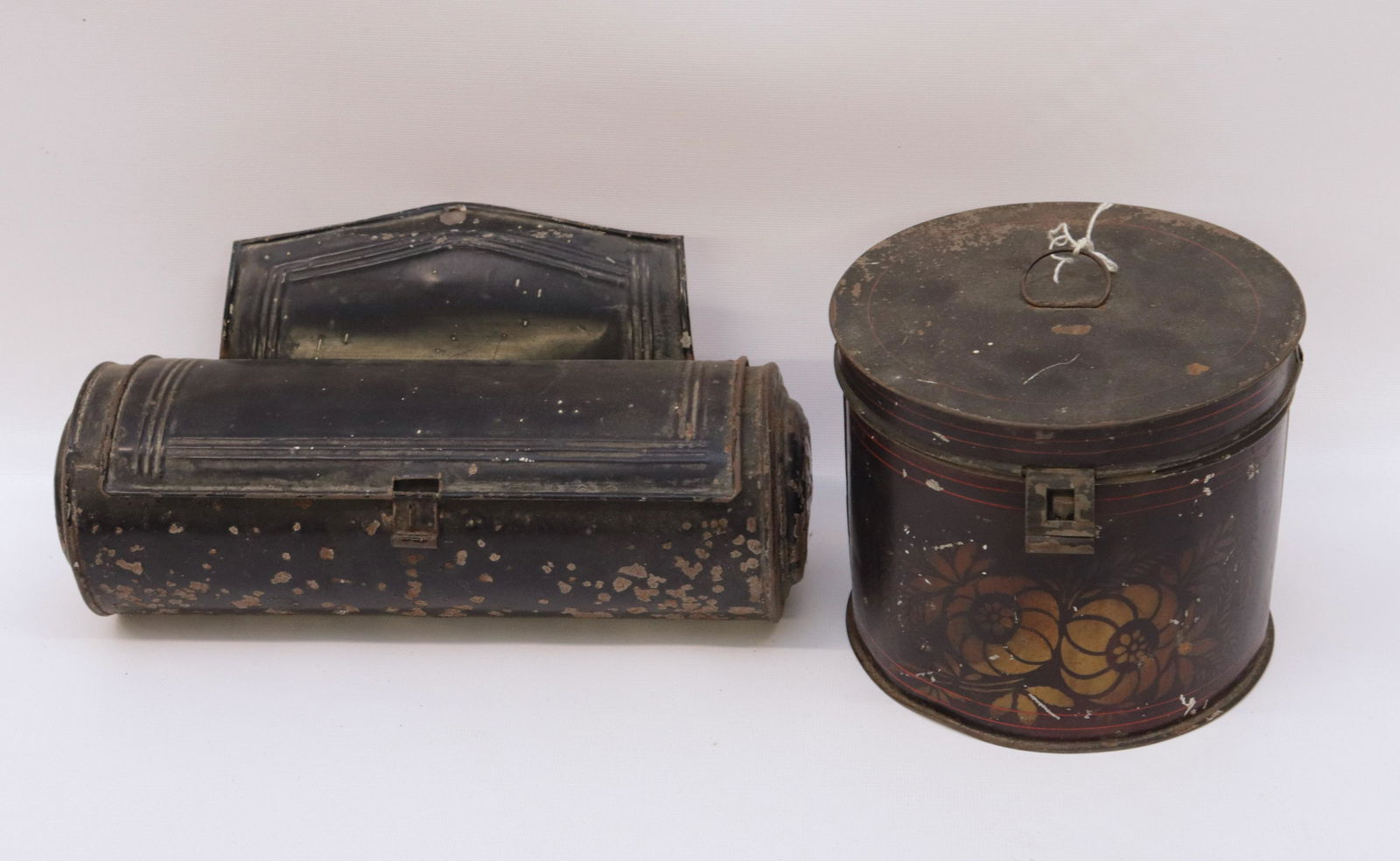 PR. OF TINWARE PIECES (1 of 2)