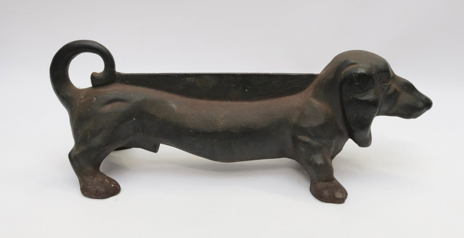 CAST IRON DACHSHUND BOOT SCRAPER (1 of 2)