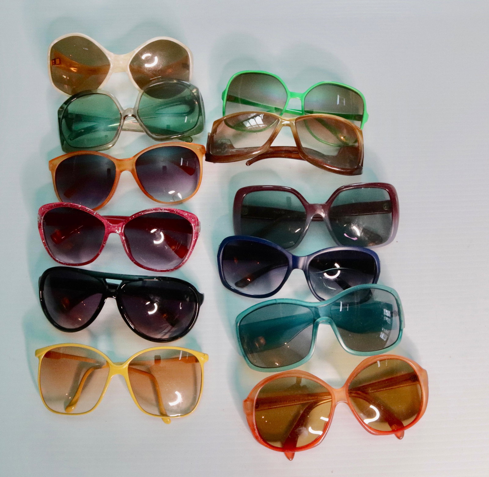 GROUP LOT OF VINTAGE SUNGLASSES: (12) PAIR - ITALY, FRANCE, AND MORE