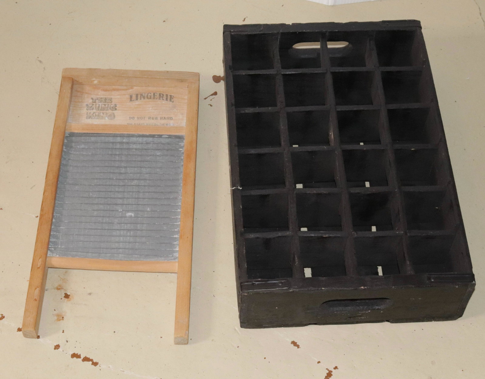 PAIR OF COUNTRY SMALLS: WASHBOARD AND SODA CRATE SIZE: WASHBOARD 18" L