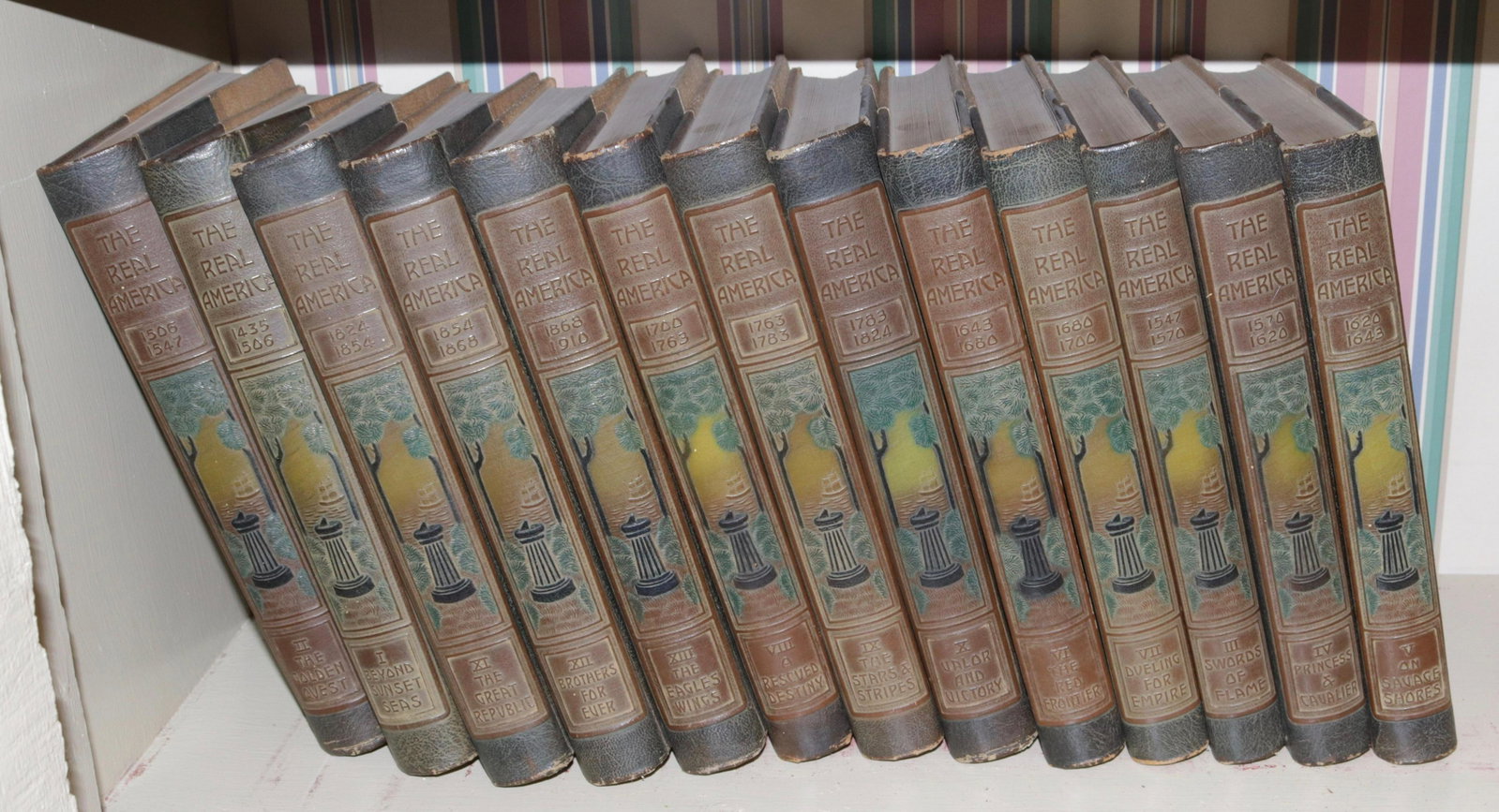 GROUP LOT OF VINTAGE BOOKS: (13) BOOKS - "THE REAL AMERICA" COPYRIGHT 1909