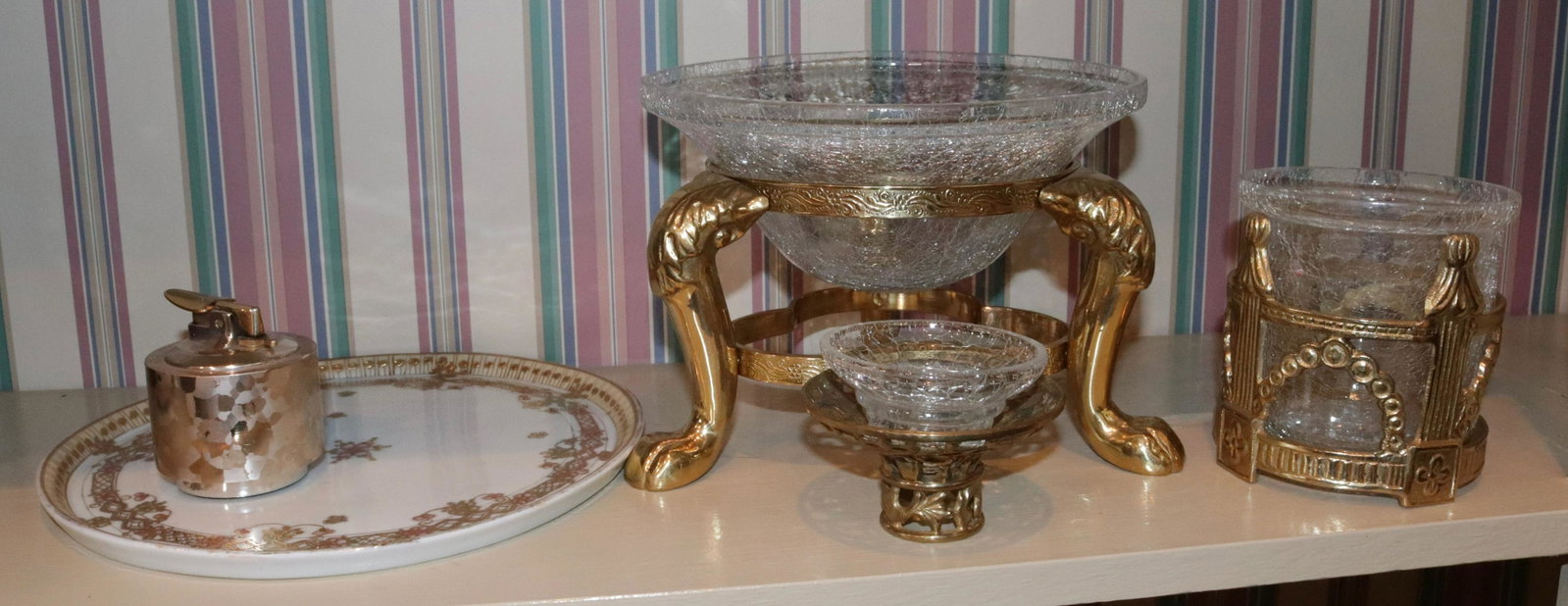 DECORATIVE ITEM LOT: (5) PIECES INCLUDING - RONSON LIGHTER, NIPPON TRAY, AND (3) BRASS FRAMES WITH GLASS INSERTS SIZE: LIGHTER 3" - NIPPON 10" - BOWL 6" X 8 1/4"