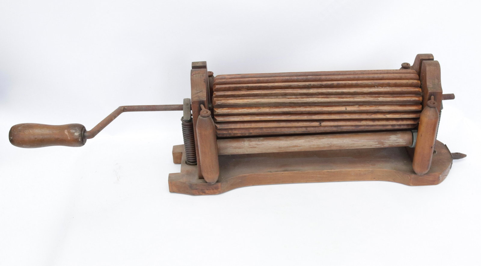 ANTIQUE WOODEN WRINGER WASHER: WOOD AND IRON DIMENSIONS: 13 1/2"