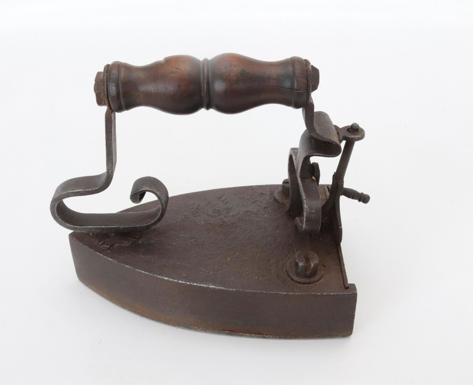 BLACKSMITH MADE SLUG IRON: EARLY 1800'S WITH MONKEY TAIL POST - STIRRUP BACK POST - LIFT UP GATE - ALL ORIGINAL DIMENSIONS: 6 1/2"