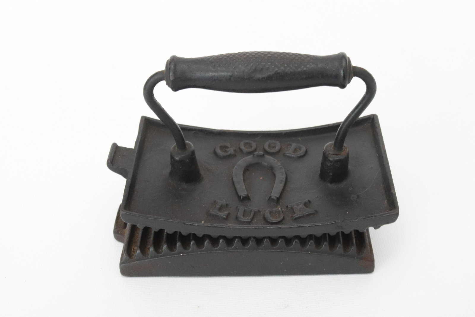 ROCKER FLUTER IRON: GOOD LUCK" - L. BRILL COMPANY - 1881 DIMENSIONS: 5 1/2