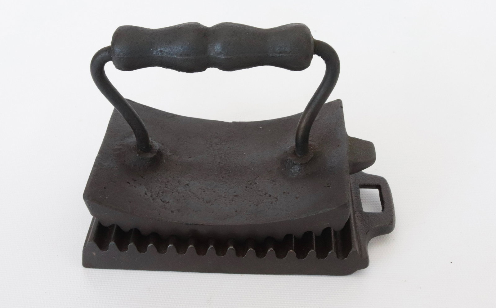 ROCKER FLUTER IRON: THE MAGIC" - C.W. WHITFIELD DIMENSIONS: 5