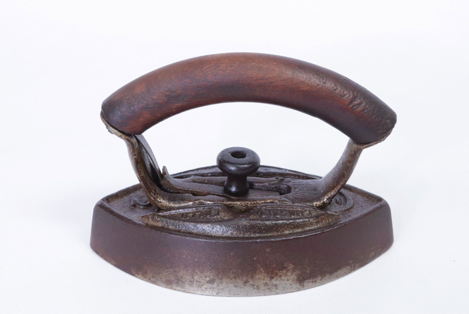 DETACHABLE HANDLE IRON: OBER #2 DIMENSIONS: 6"