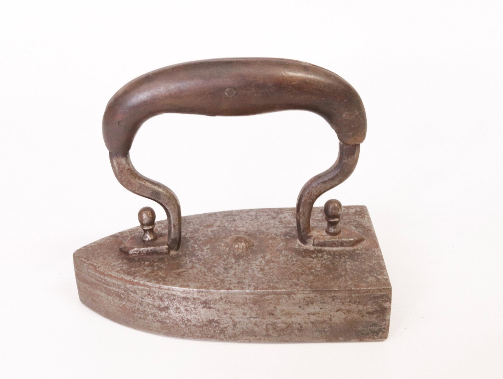EARLY SLUG IRON: HANDMADE DROP IN THE BACK SLUG IRON - CIRCA 1850 DIMENSIONS: 6 1/2"