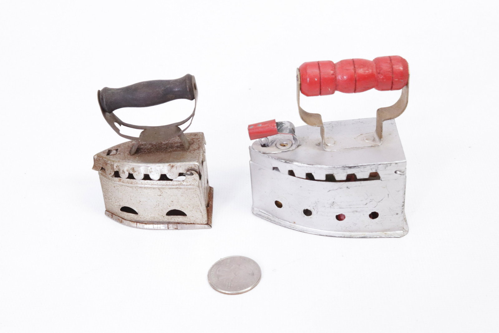 (2) TIN IRONS: (2) TIN CHARCOAL IRONS DIMENSIONS: 2 3/4"