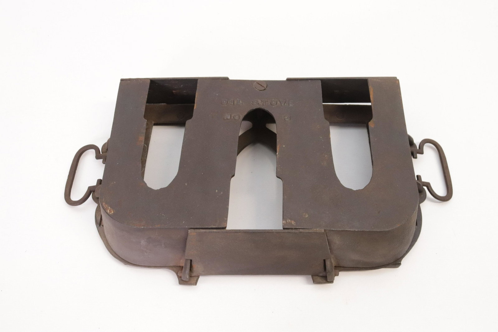 STOVE HEATER: 3 COMPARTMENT STOVE HEATER "OIL STOVE" #3 DIMENSIONS: 13"
