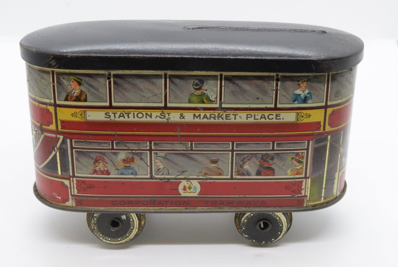 BRITISH MADE BISCUIT TIN BANK (1 of 4)