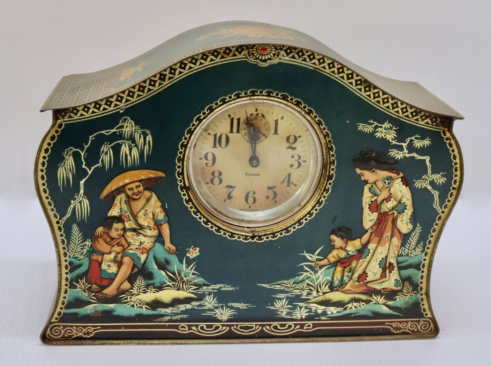 VICTORY V BISCUIT BOX (1 of 4)