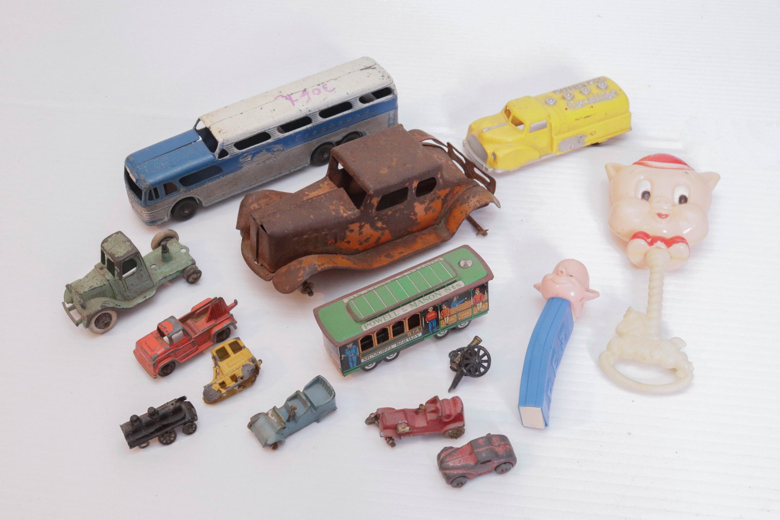 TOY LOT: GREYHOUND BUS AND MORE