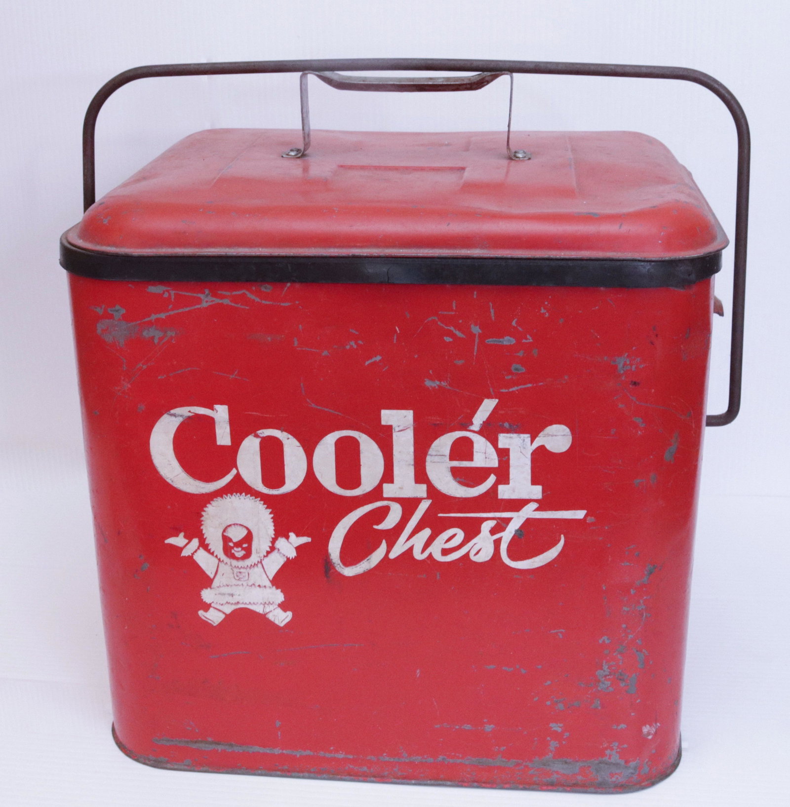 VINTAGE COOLER: RED COOLER CHEST 15"X13"