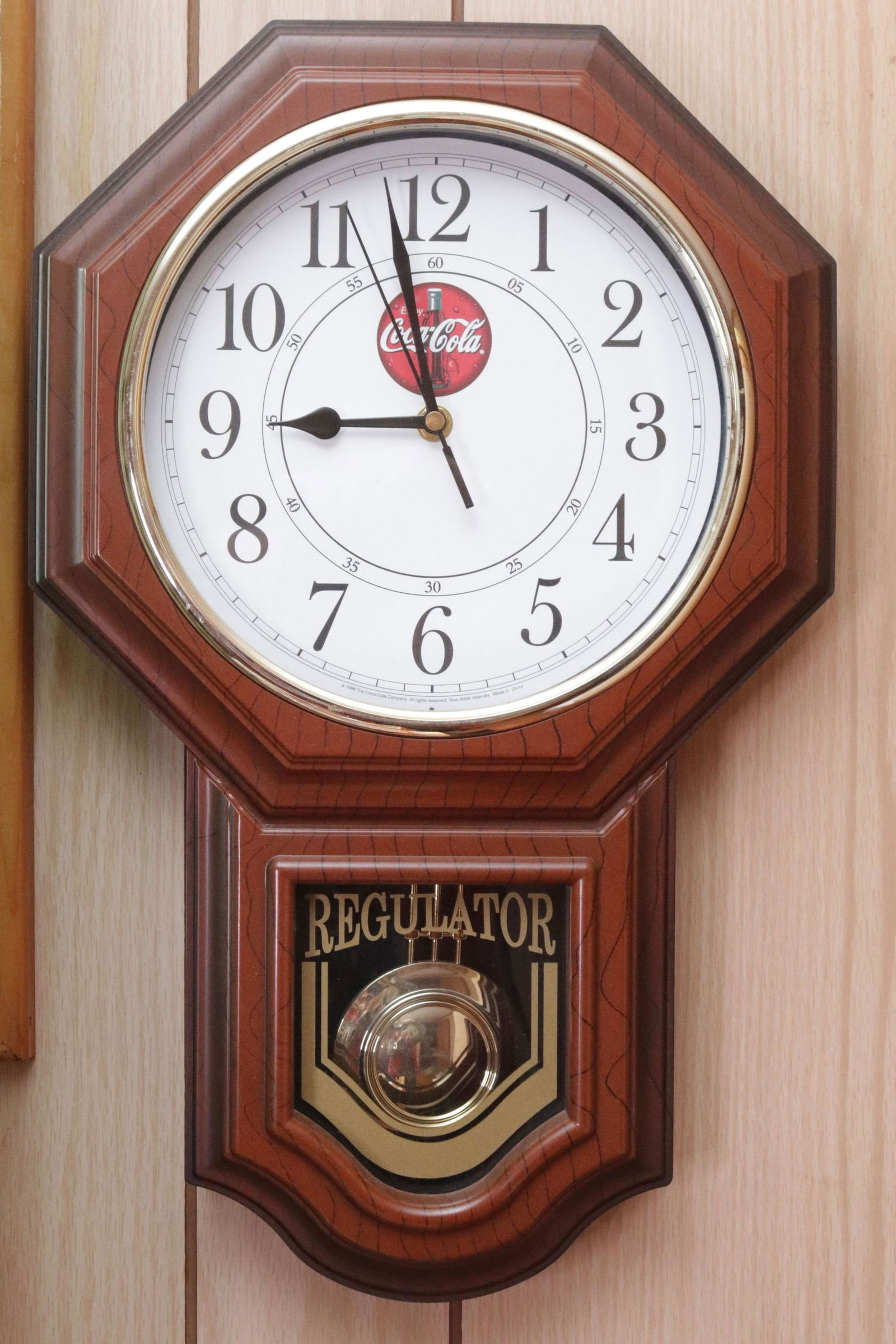 WALL CLOCK (1 of 2)
