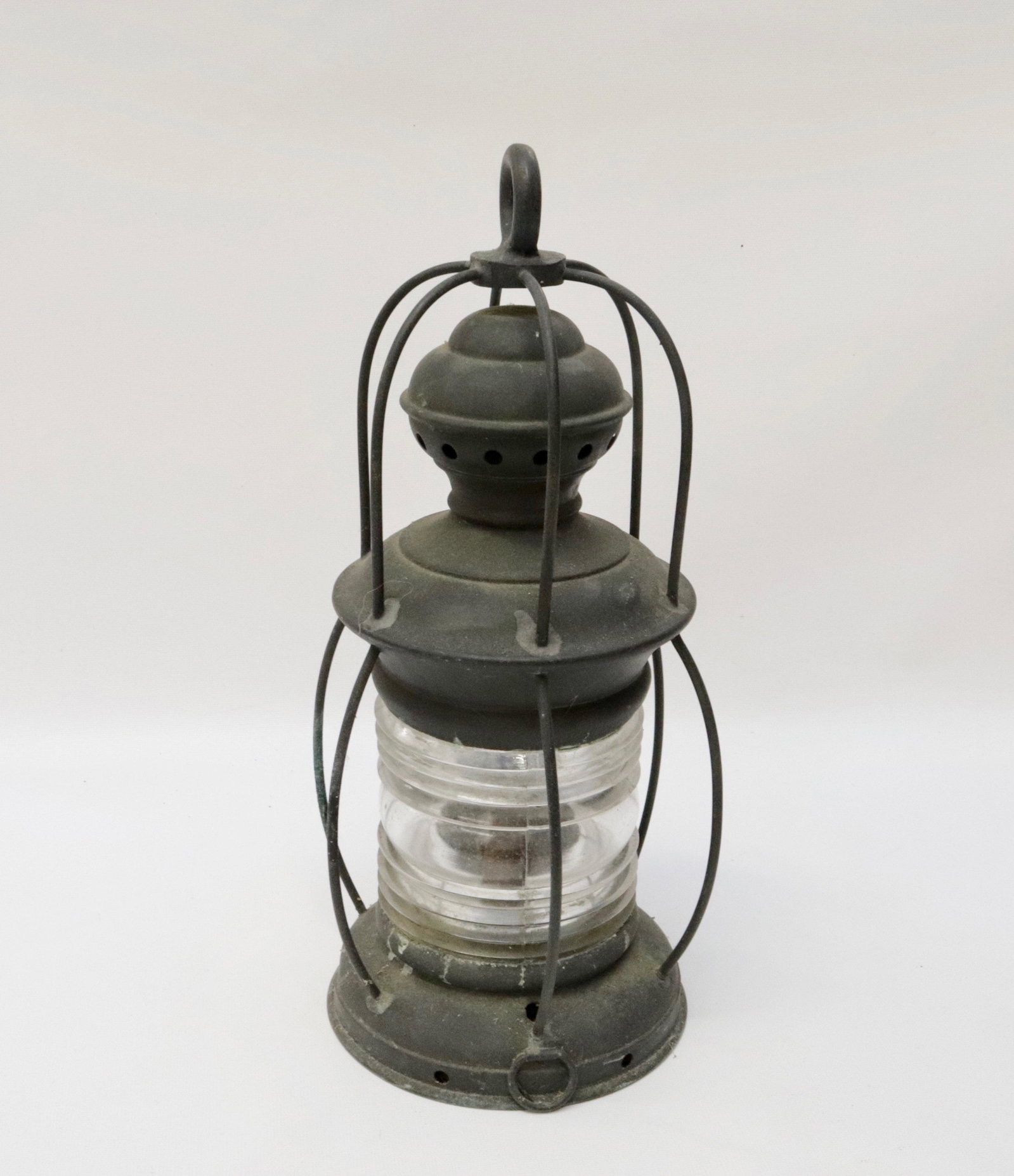 VINTAGE NAUTICAL LIGHT: PERKINS MARINE LAMP CORP. BROOKLYN, NEW YORK 14" H