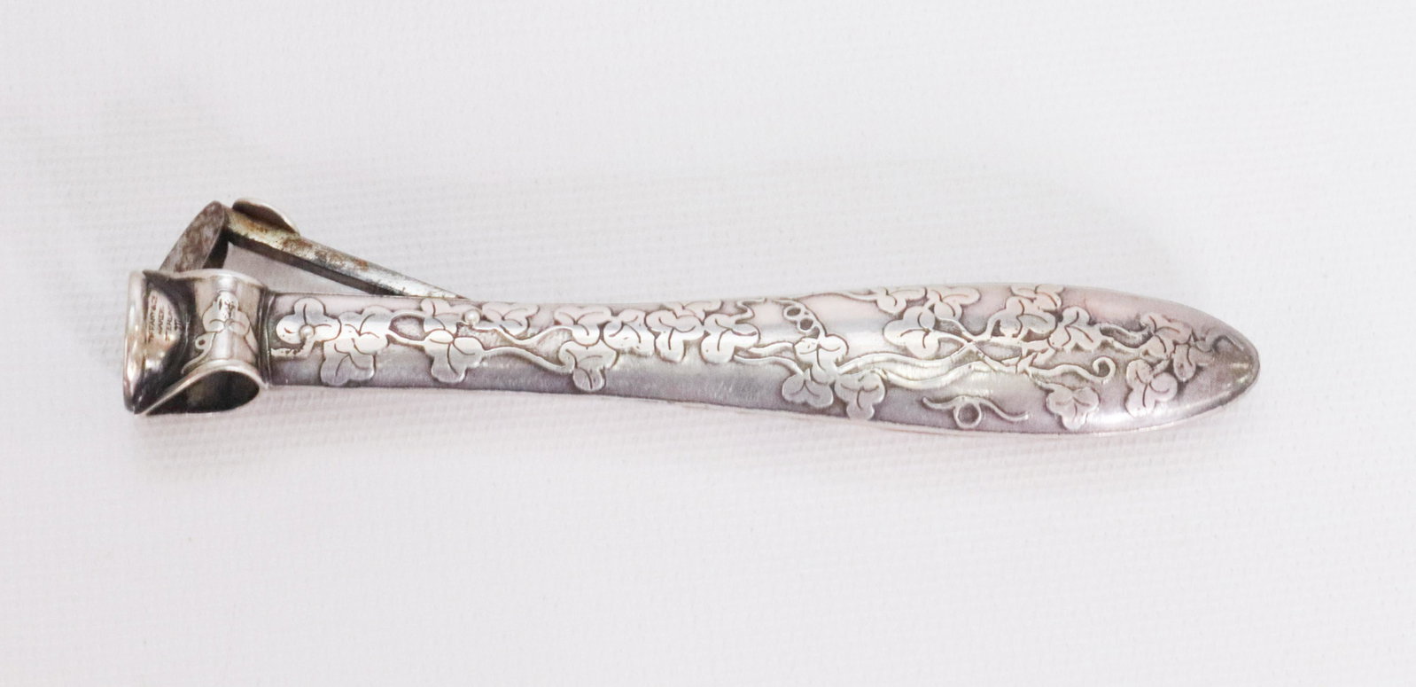 TIFFANY STERLING CIGAR CUTTER: STERLING SILVER - #13788 (BAUG) - ART NOUVEAU TIFFANY MAKERS 4 1/2" X 3/4"