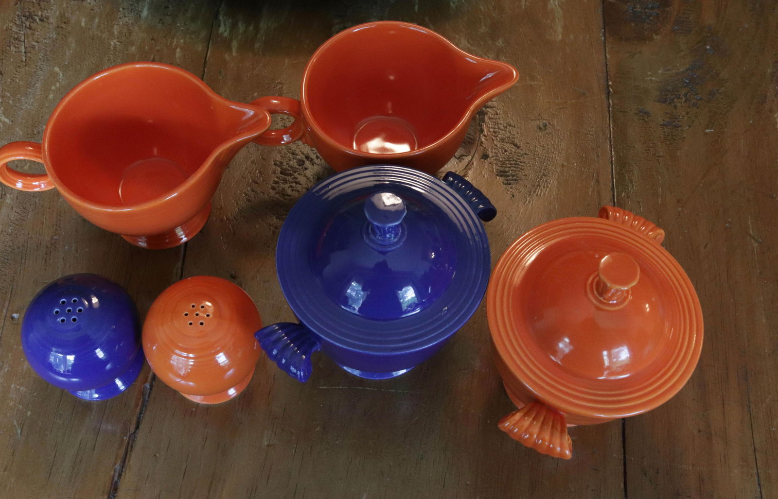 VINTAGE FIESTAWARE LOT (1 of 4)