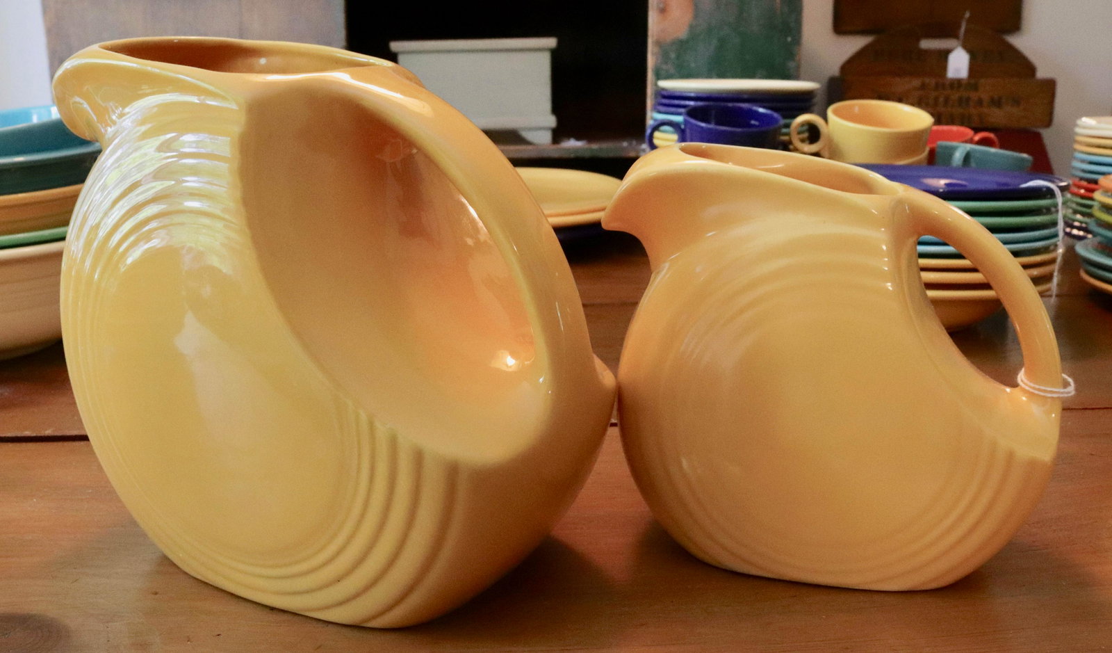 VINTAGE FIESTAWARE LOT (1 of 3)