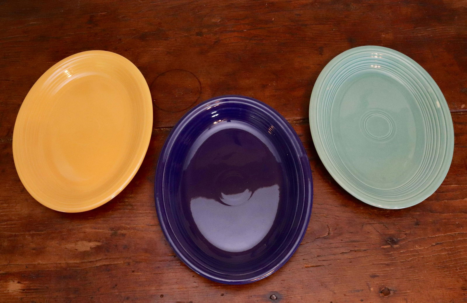 VINTAGE FIESTAWARE LOT (1 of 2)