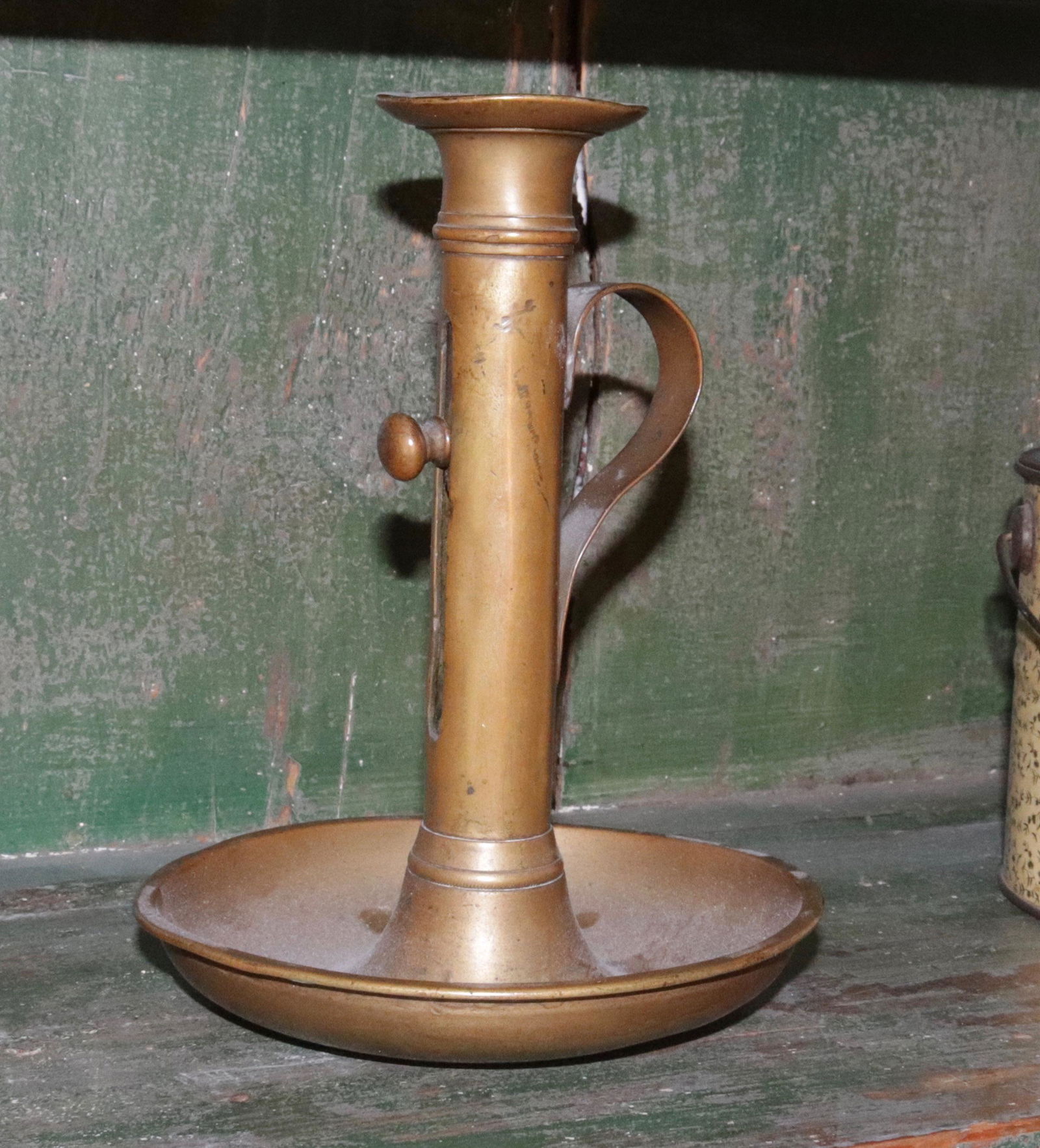 19TH CENTURY BRASS CANDLESTICK (1 of 1)