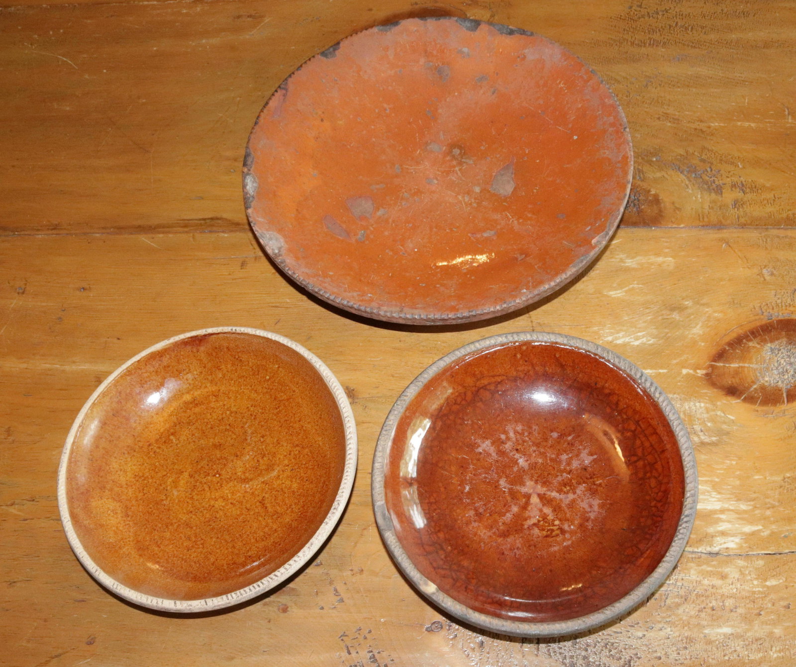 GROUP LOT OF ANTIQUE PIE PLATES (1 of 2)