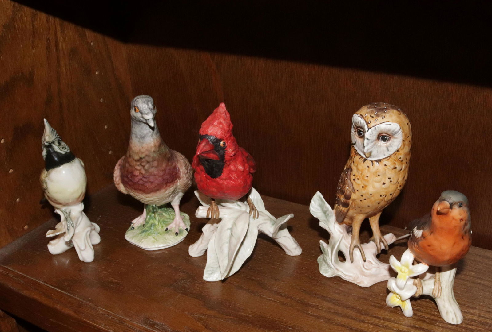 GROUP LOT OF PAINTED PORCELAIN BIRDS: LOT OF (5) GOEBEL 4 1/2" TO 6" H