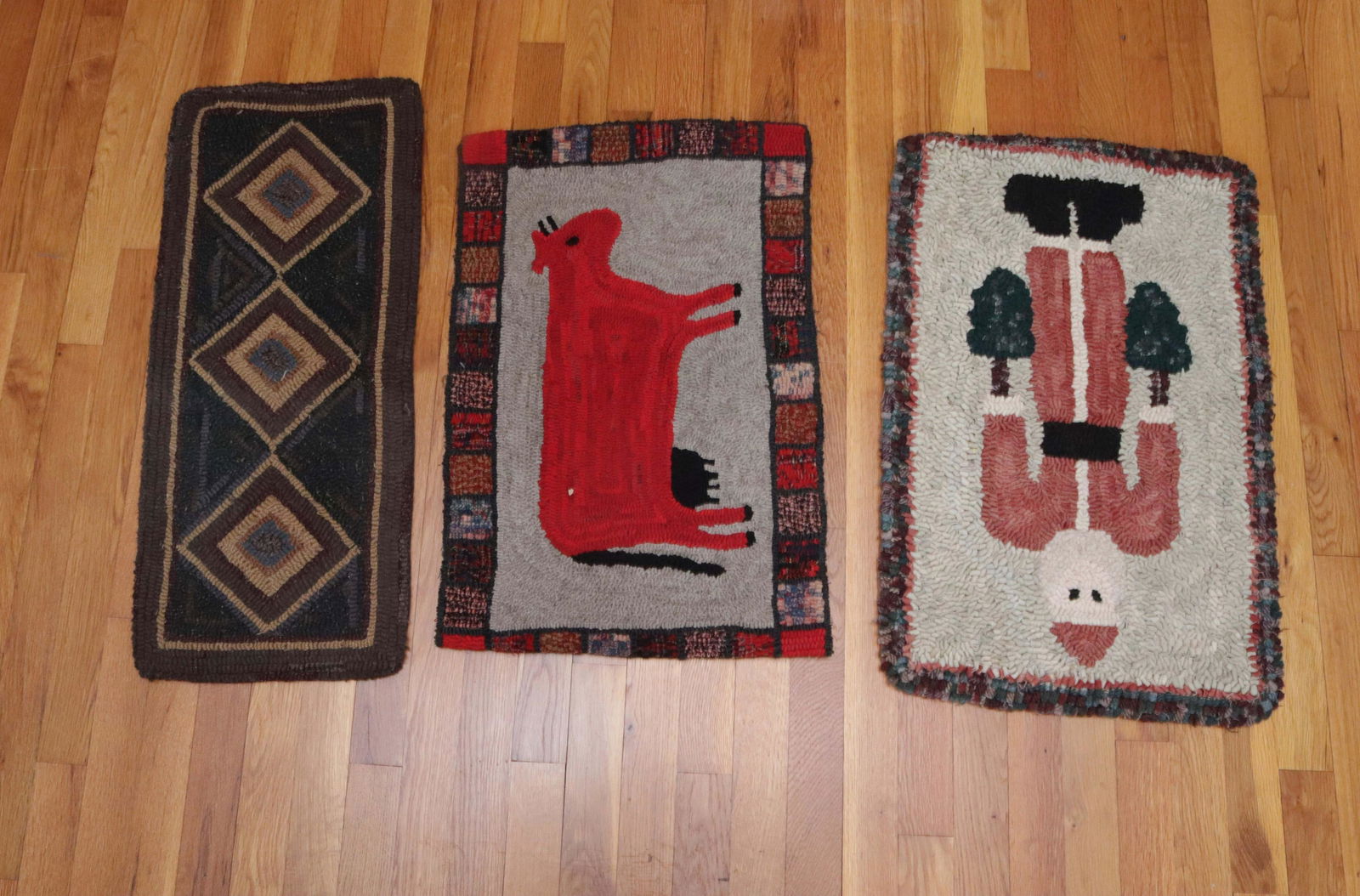 GROUP OF MODERN HOOKED RUGS (1 of 2)